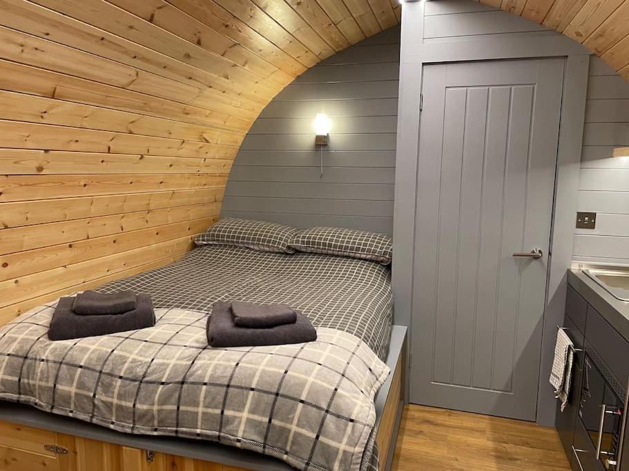 Apartamento Bonny Wee Snug - Pod In Spean Bridge Exterior foto