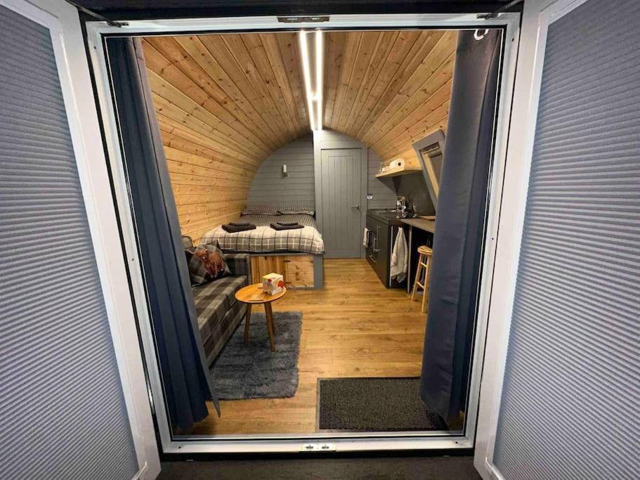 Apartamento Bonny Wee Snug - Pod In Spean Bridge Exterior foto