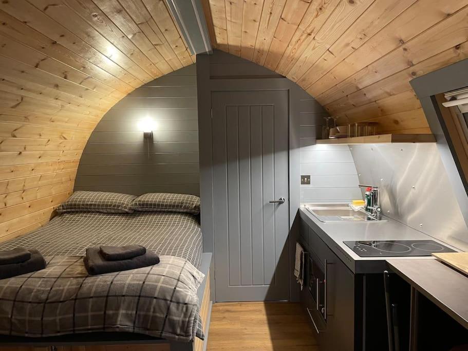 Apartamento Bonny Wee Snug - Pod In Spean Bridge Exterior foto